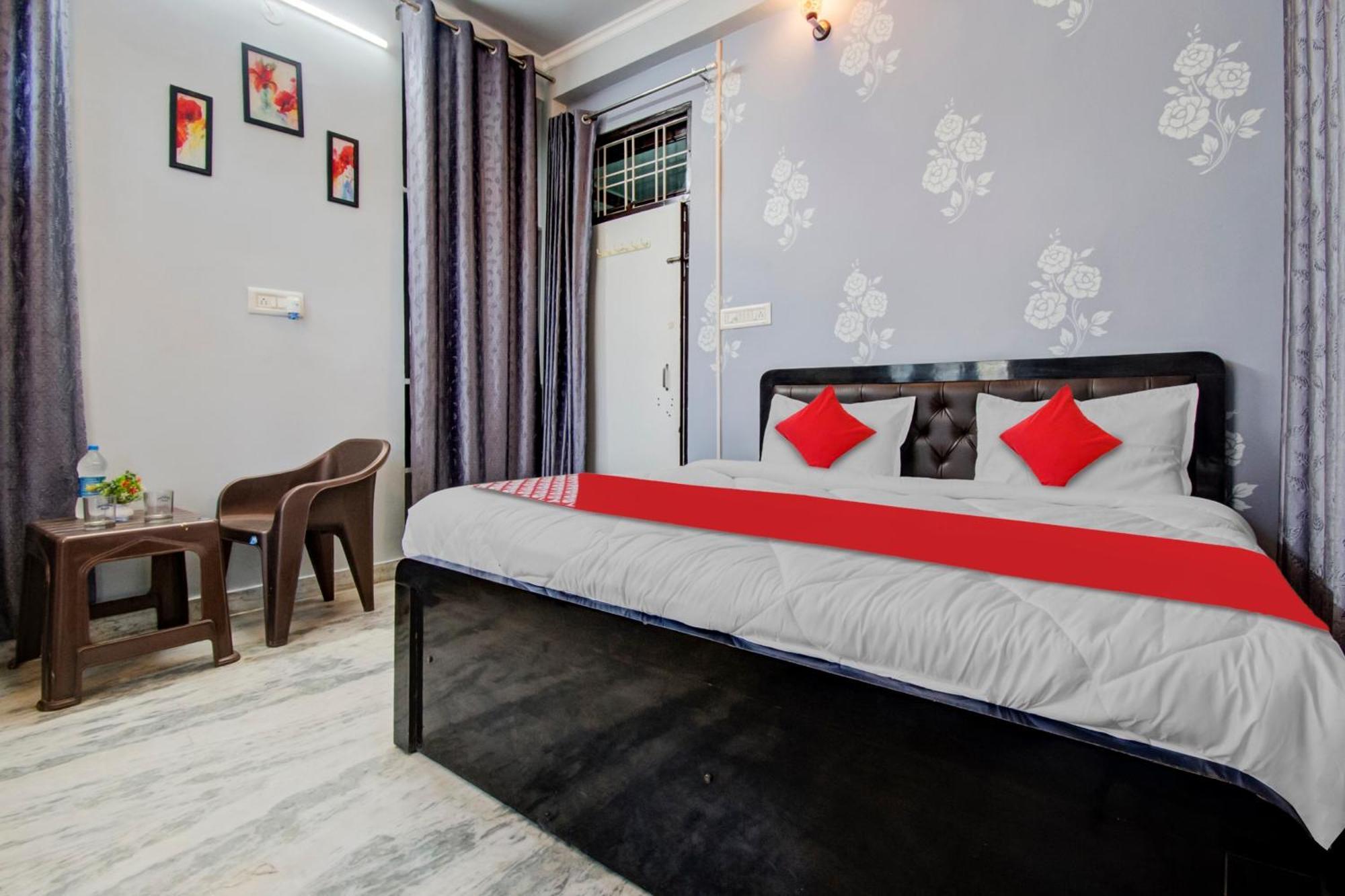 Oyo Flagship 81130 Vanya Guest House Jaipur Eksteriør billede