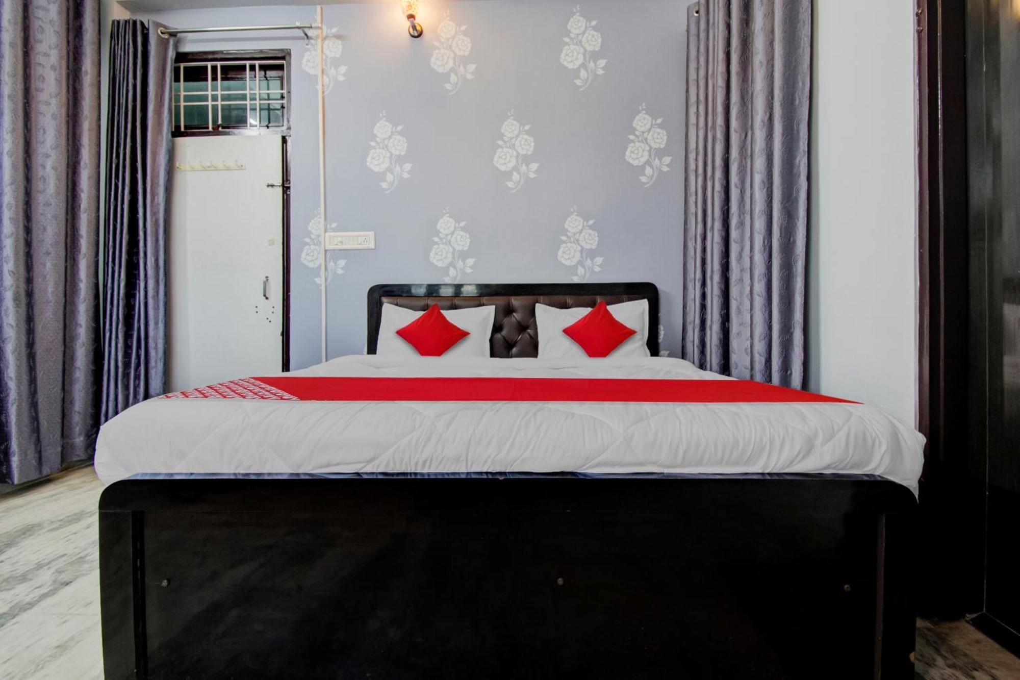 Oyo Flagship 81130 Vanya Guest House Jaipur Eksteriør billede