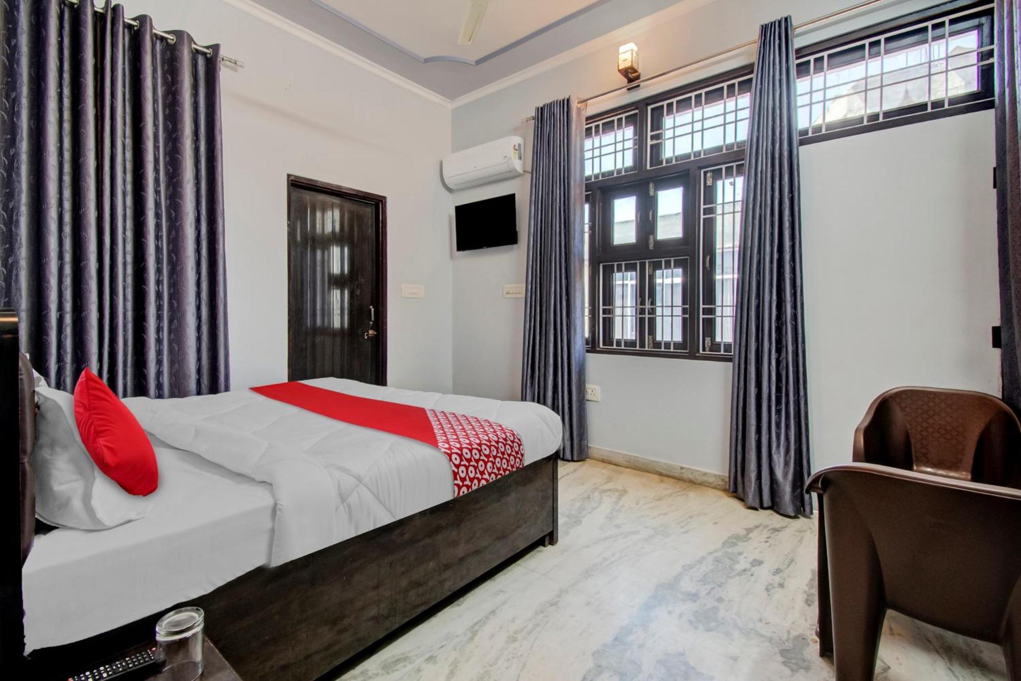 Oyo Flagship 81130 Vanya Guest House Jaipur Eksteriør billede