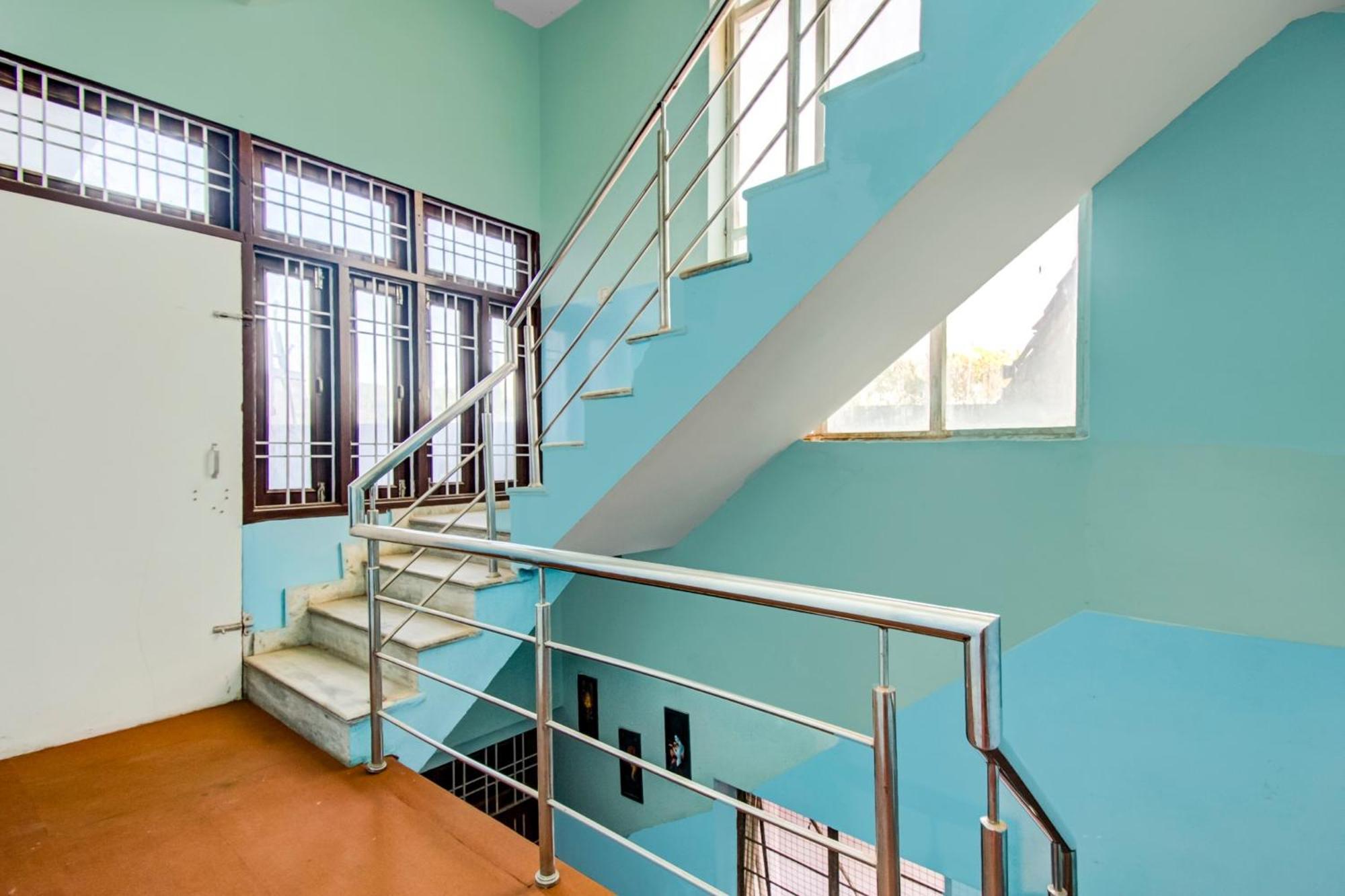 Oyo Flagship 81130 Vanya Guest House Jaipur Eksteriør billede